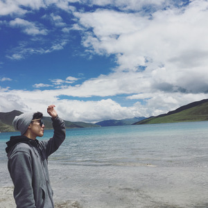 美女自慰噜噜噜
